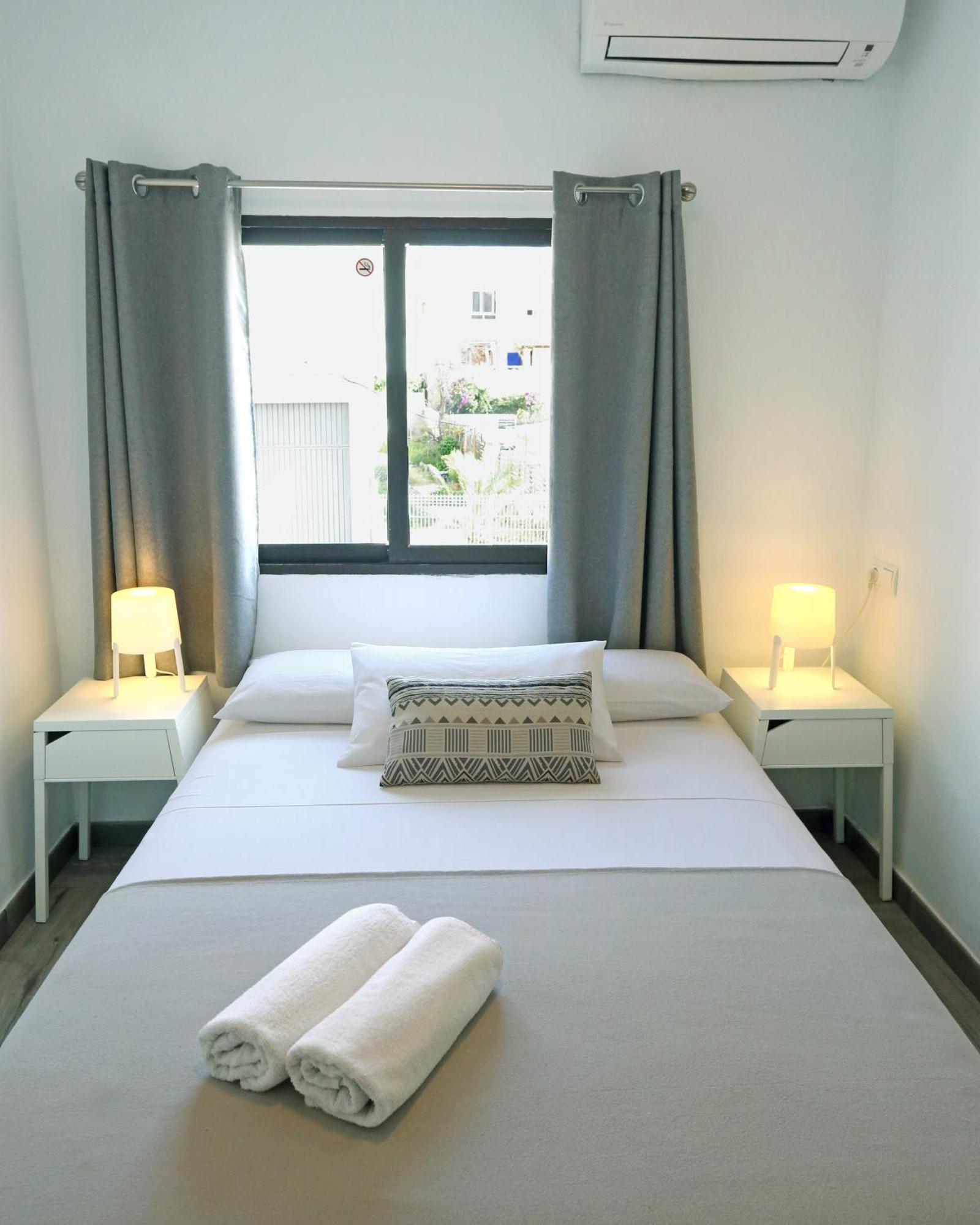 Hostal Costa Ibiza Kültér fotó